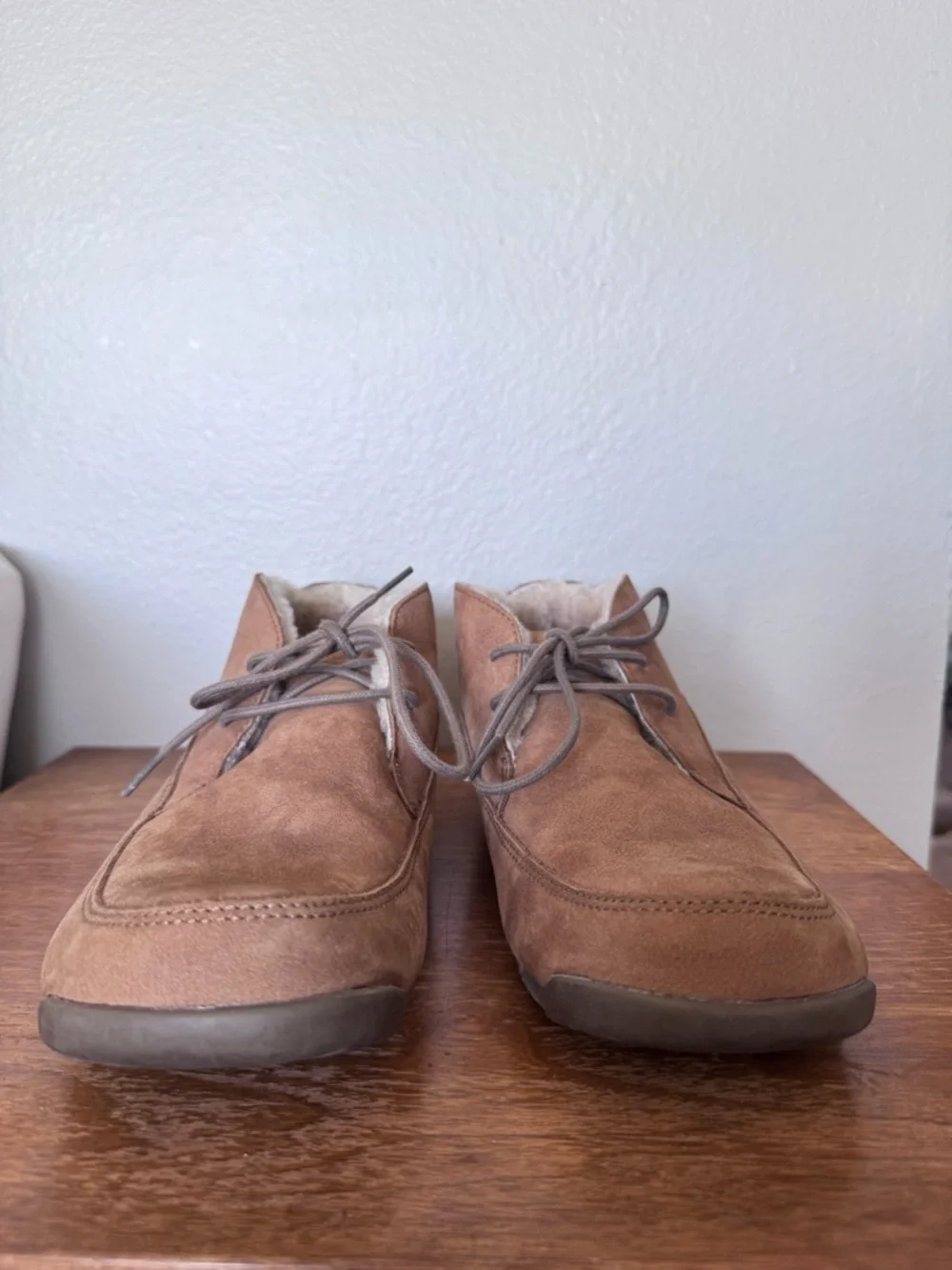 Duluth Trading Men’s Shearling Chukka Slippers Size 8